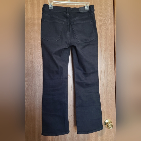NWOT Madewell Mid-Rise Kick Out Jean - Picture 4 of 10
